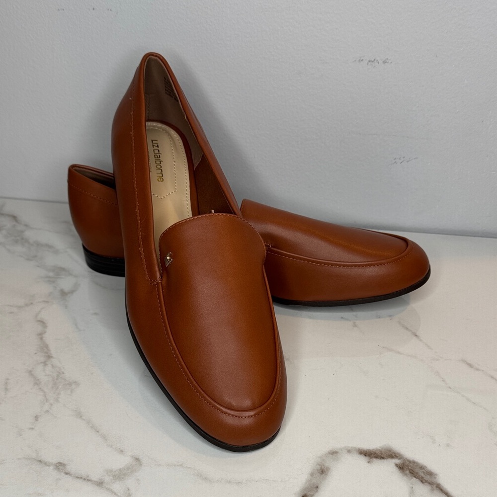 Liz Claiborne Zaria women's moc closed-toe loafers